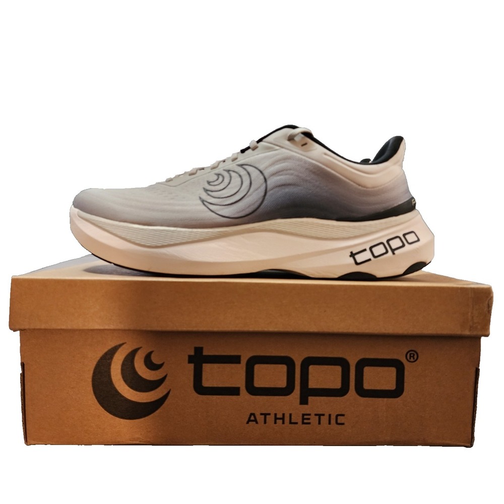 Topo® Athletic (Men's 14 M) Aura™ Running Shoes in Grey/Charcoal